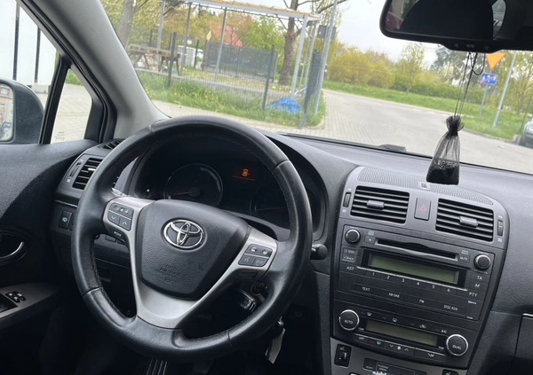 Toyota Avensis cena 24900 przebieg: 270520, rok produkcji 2010 z Elbląg małe 232